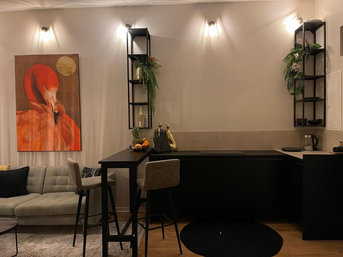 Stay At Smilla - Boutique Apartments Mit Kueche - Parken - Klima - Netflix - Waschmaschine Wiesbaden Zewnętrze zdjęcie