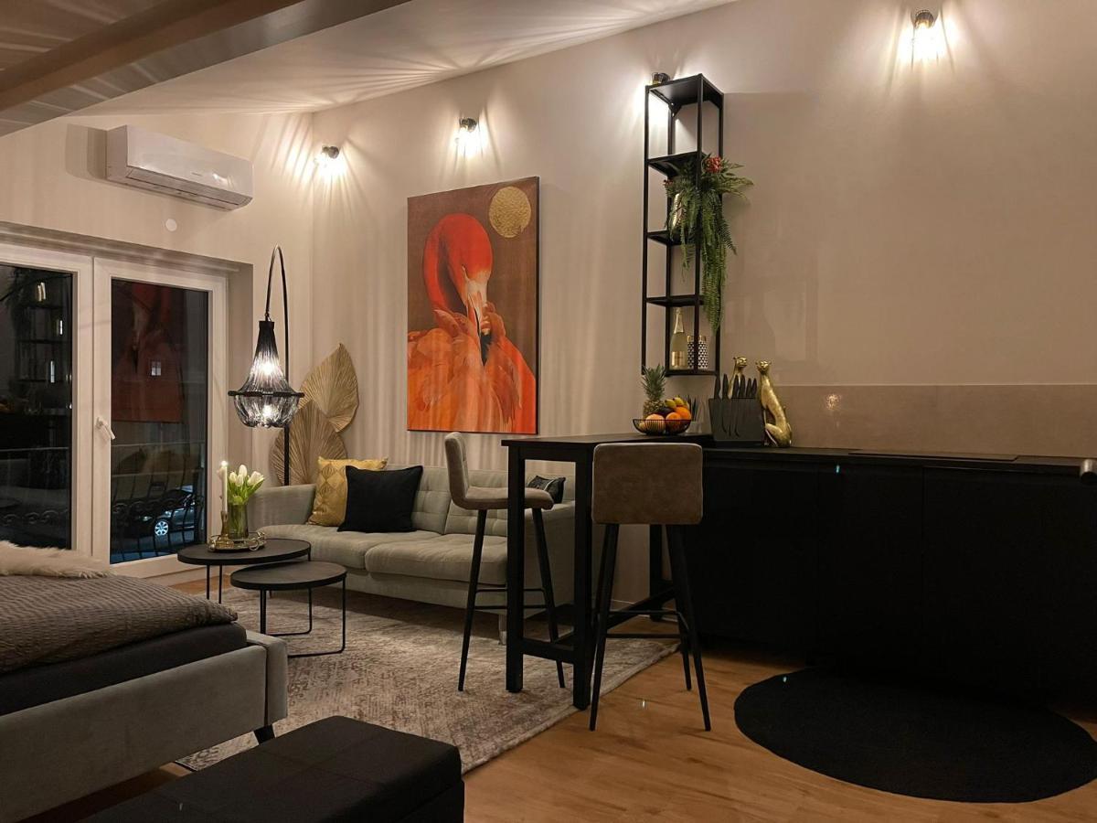 Stay At Smilla - Boutique Apartments Mit Kueche - Parken - Klima - Netflix - Waschmaschine Wiesbaden Zewnętrze zdjęcie